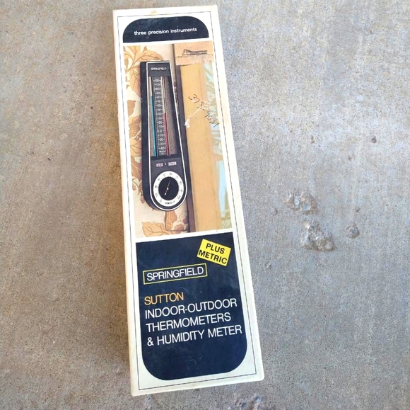 Indoor/outdoor thermometer/ humdity meter - Picture 2 of 4